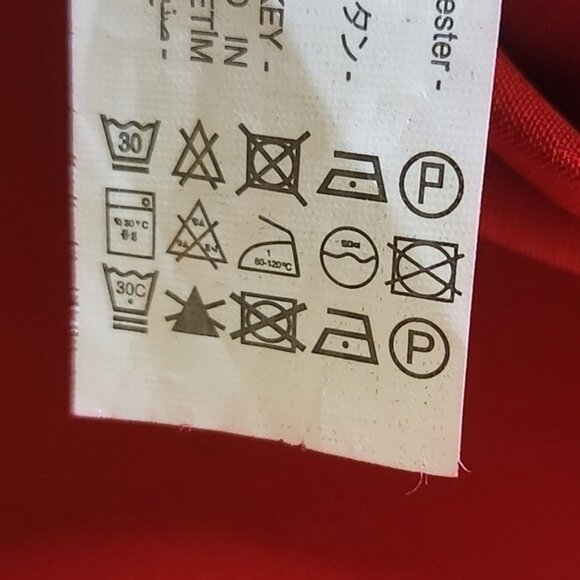 Zara XS Red Midi Dress, Round Neck, Long sleeve, Slit ans Drape in Front, Zip-up - Picture 6 of 16